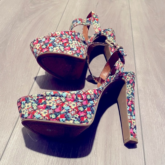 Jessica Simpson Floral Platforms Size 10 - Picture 4 of 6